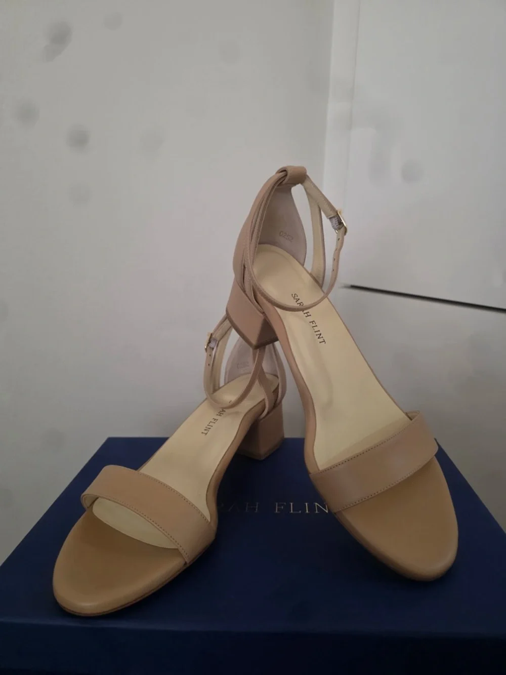 Sarah Flint Perfect Block Sandal. IT 40 - Picture 2 of 4